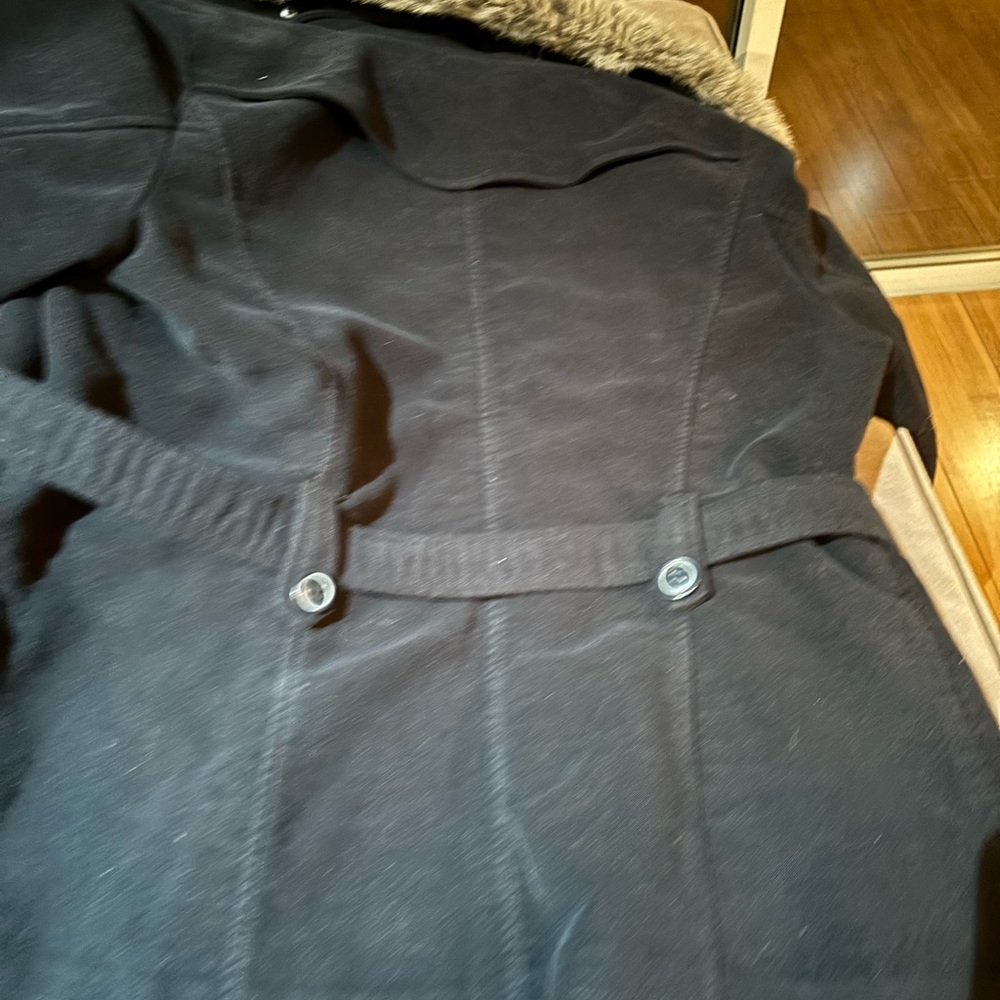 Marks and Spencer thick coat with removable neck fur - Picture 2 of 4